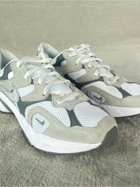 Nike AL8 FJ3794 Womens Size 8 White Gray Suede Running Shoes NEW